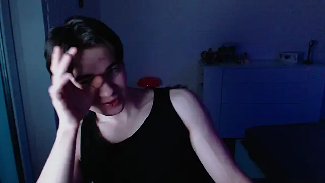 MarkusDean live sex cam