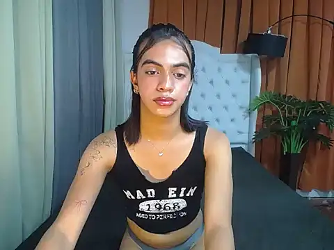 hottie_trixie's cam snapshot