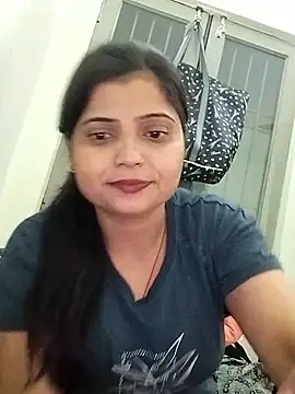 Hot-Pooja25's cam snapshot