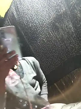 lodhi8080's cam snapshot