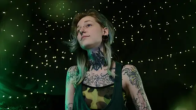 Littlespacemouse's cam snapshot