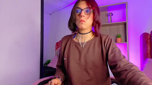 Lullaby_Charade live sex cam