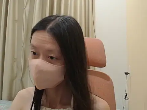 Lil-Cherries's cam snapshot