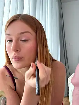 madlynginger live sex cam