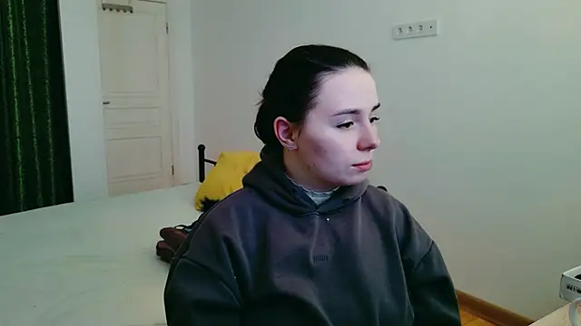 Di_na_Bell's cam snapshot