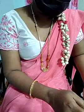 lolida69thamil's cam snapshot