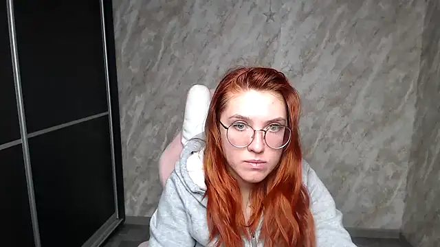 Reginasmilee's cam snapshot