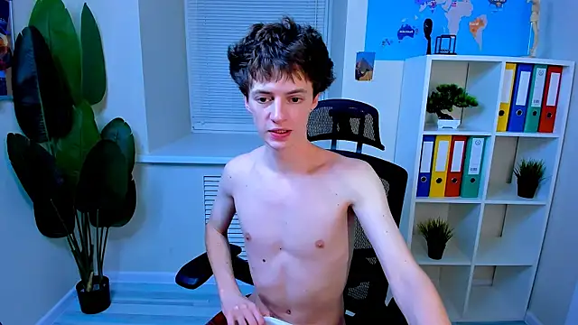 LukeSweet live sex cam