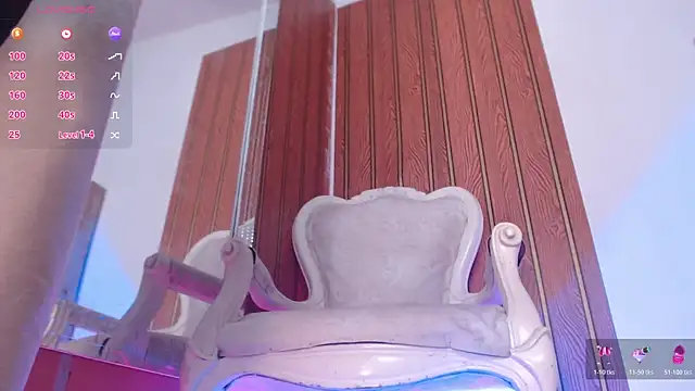 AGATHAA_WHITE live sex cam