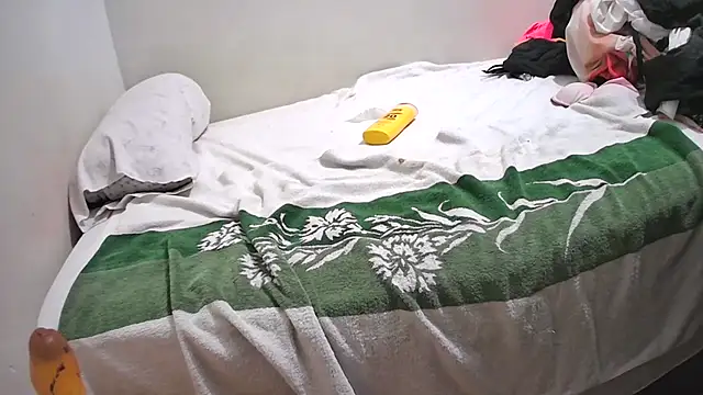 MartaMoon96 live sex cam