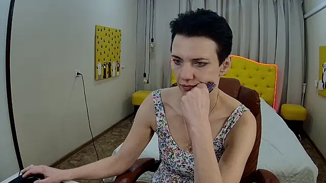 AvaSaturnian live sex cam