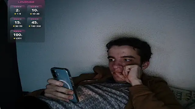 Tombgy07 live sex cam