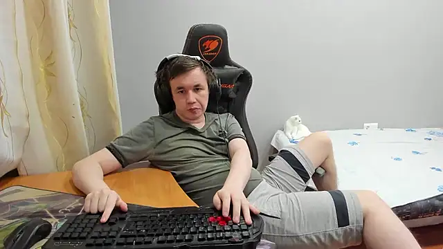 iliaskrislove live sex cam