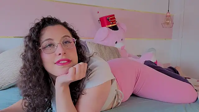 Charlotte__Miller's cam snapshot