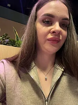 KristiRich's cam snapshot