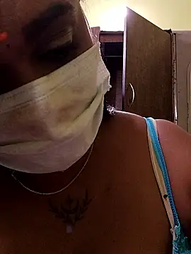 Dharshini98 live sex cam