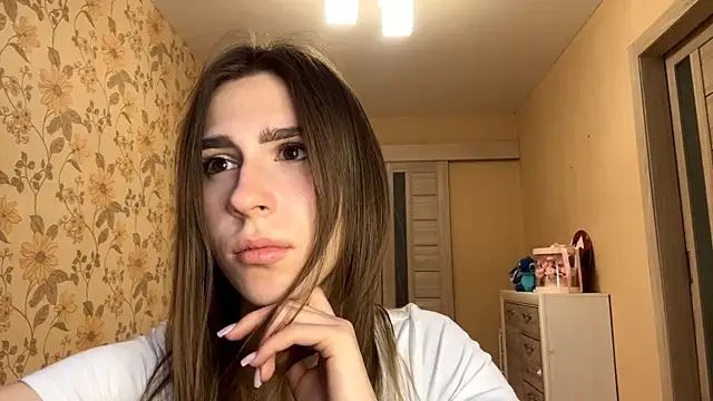 ElsieKuhlmann live sex cam