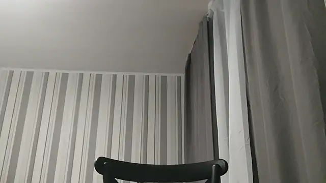 EdithManning's cam snapshot