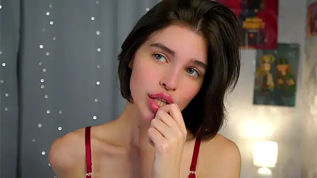 EleneButton live sex cam