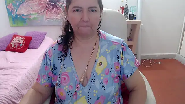 leonela_69's cam snapshot