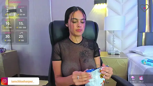 ChloeHarper_ live sex cam