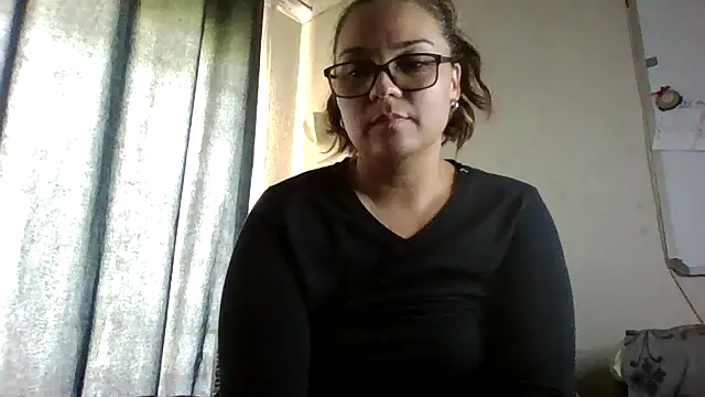 lilMissMarli live sex cam