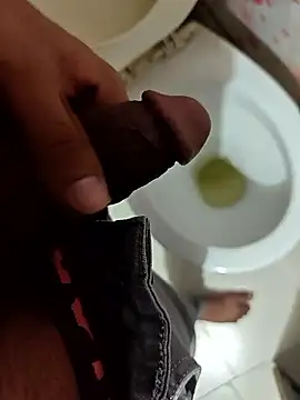 AqueousCrepe live sex cam