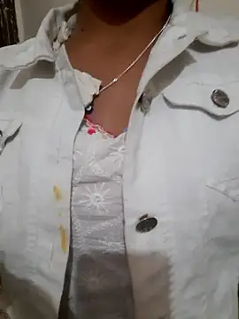 Navya67 live sex cam