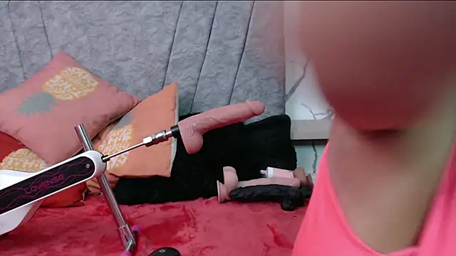 VIOLETTA-HOT's cam snapshot