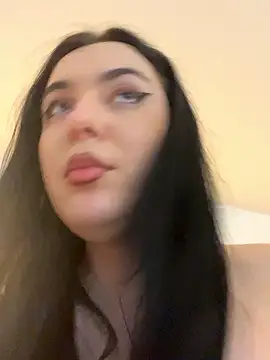 KeiraDark live sex cam