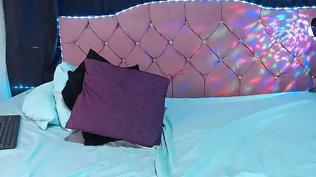 Cataleya_divine's cam snapshot