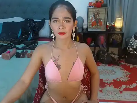 SexyHeart23's cam snapshot