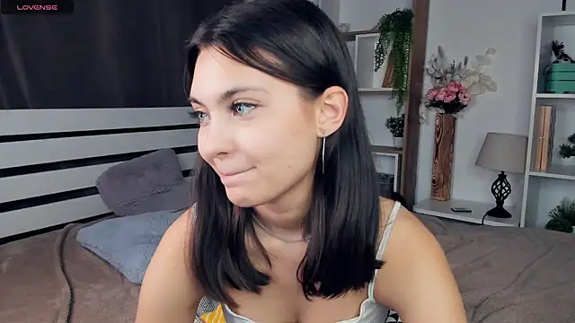 FunnyyMonkeyy's cam snapshot