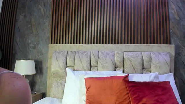 yuli_evans's cam snapshot