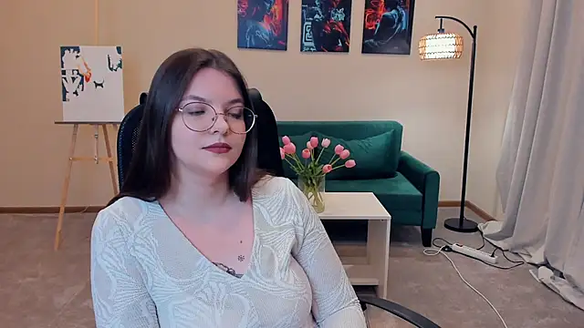 LunaLarose's cam snapshot