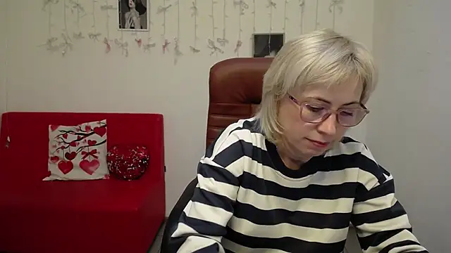 LaurenWishy's cam snapshot