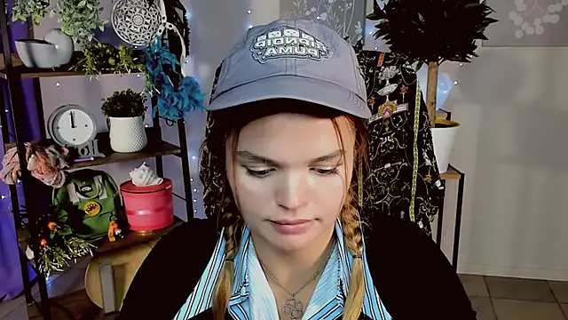 SaraGolben's cam snapshot