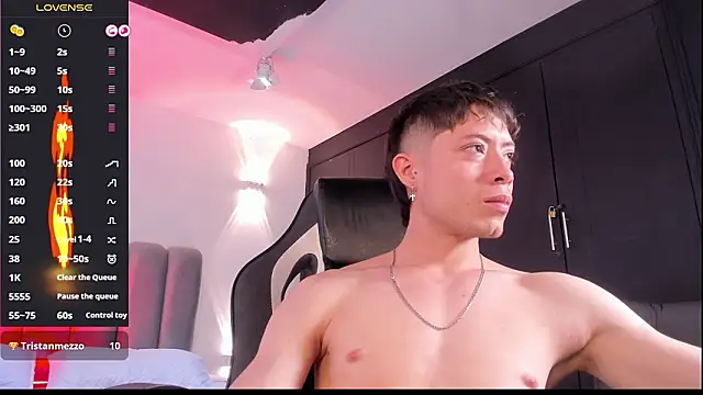 marcuscollins1_'s cam snapshot