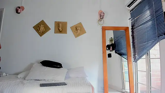 Aleexiiaa live sex cam