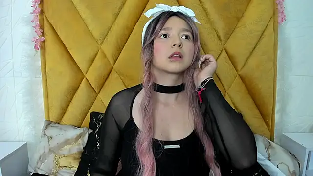 CandySwan live sex cam