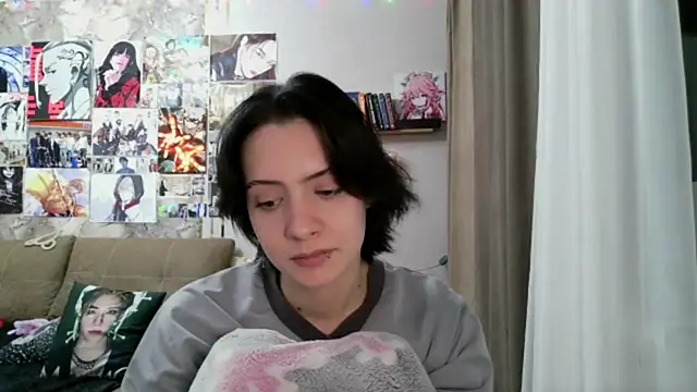 LxayBloom's cam snapshot