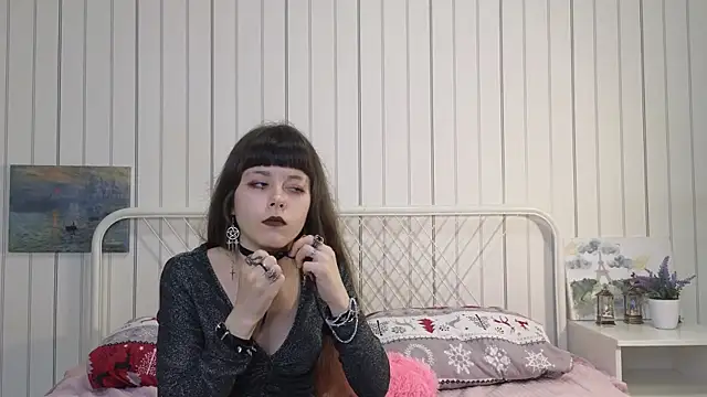 BellaLewter's cam snapshot