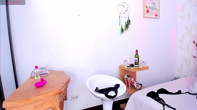 loretta_fraser live sex cam