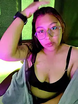 StornBunnyy_'s cam snapshot