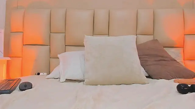 dakhota___'s cam snapshot