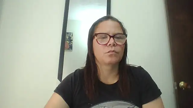 latinamaster's cam snapshot