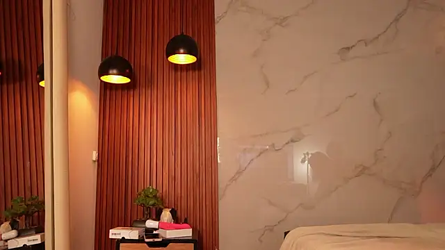 SophieCollins_1's cam snapshot