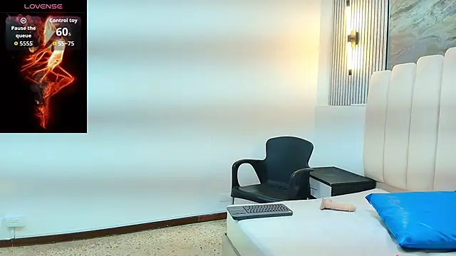 agatha_fit's cam snapshot