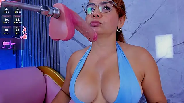 shayra_boobs2's cam snapshot