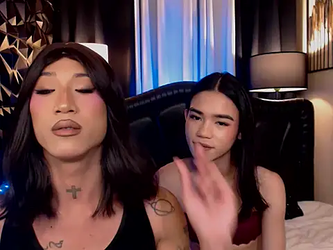 Valentina_Eloise's cam snapshot